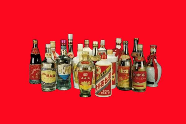 许昌魏都区回收十八老酒.jpg